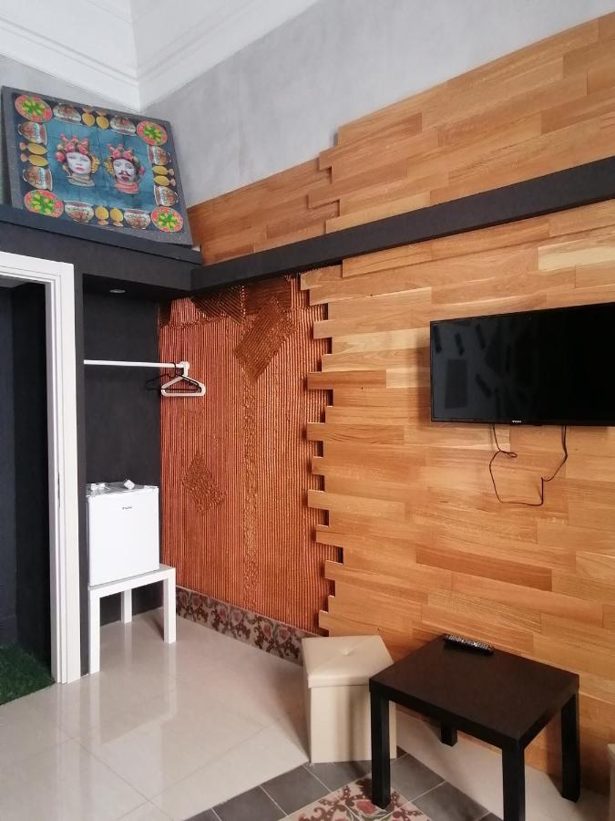 L'Antico Palazzo Rooms كاتانيا المظهر الخارجي الصورة