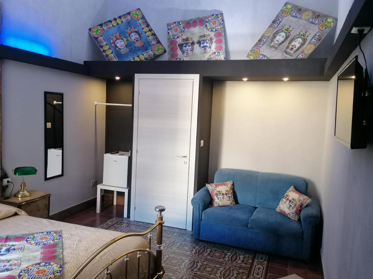 L'Antico Palazzo Rooms كاتانيا المظهر الخارجي الصورة